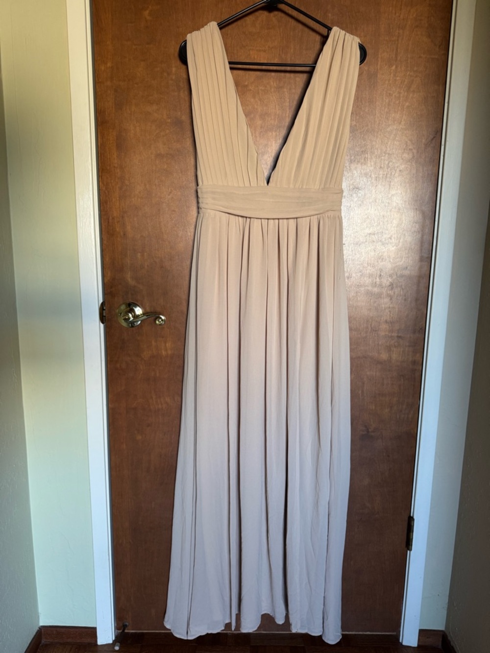Love By Design Sleeveless V-Neck Maxi Dress NWOT Never worn